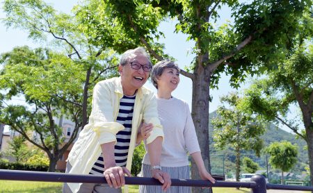 大手企業の成功事例から学ぶ！高齢者向けビジネスのスタートや起業方法・注意点とは？