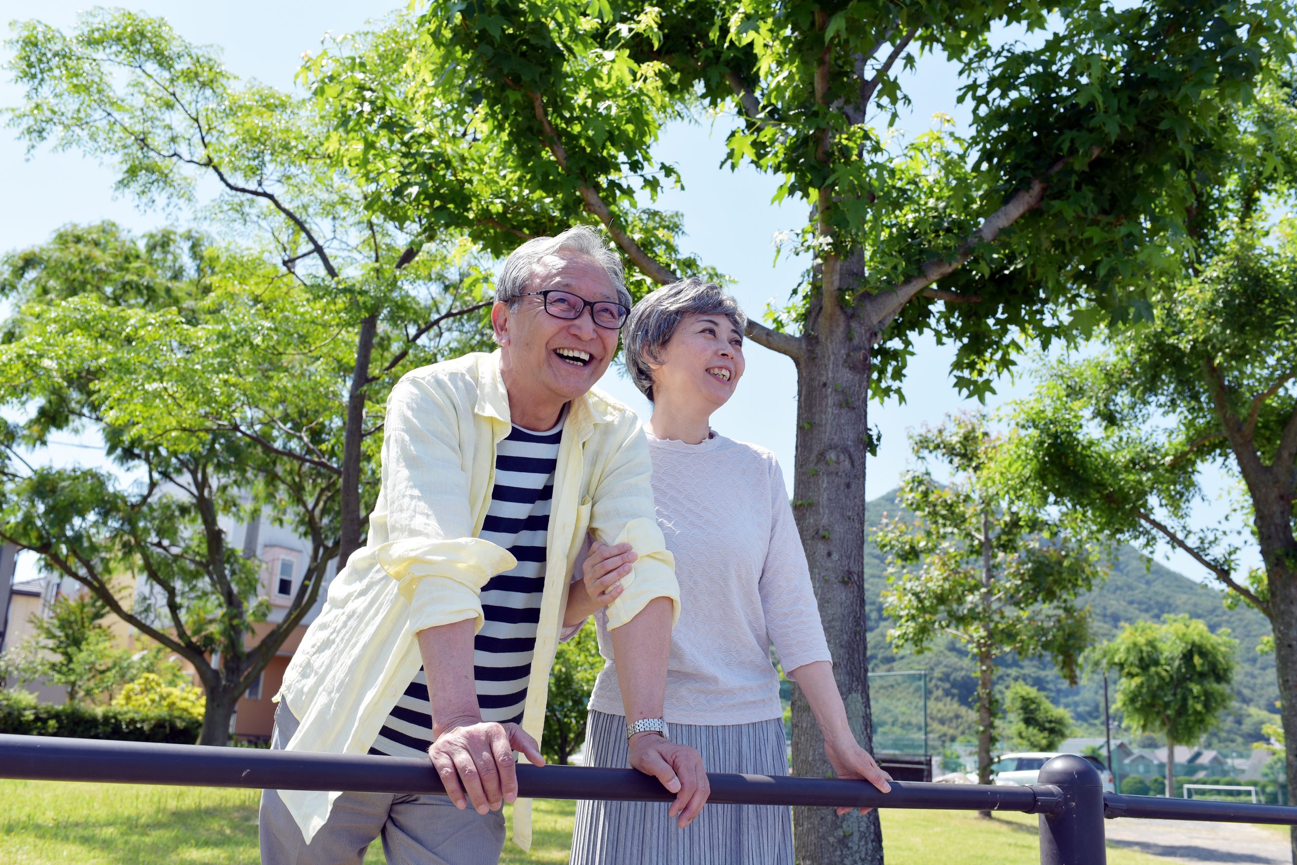 大手企業の成功事例から学ぶ！高齢者向けビジネスのスタートや起業方法・注意点とは？